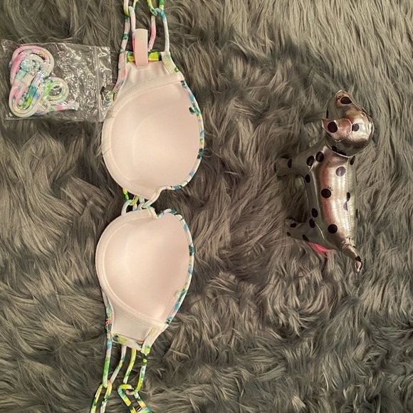 Victoria’s Secret Bandeau Swimsuit Top - Size 34A | Color: Pastels💗🩵☀️ - Picture 2 of 3